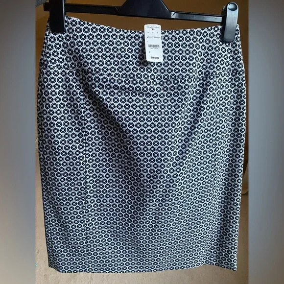 NWT Brooks Brothers Skirt Suit - Sz 4 - Picture 8 of 10